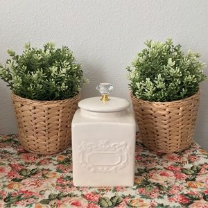 Decorative Jar with Diamond Jewel Knob